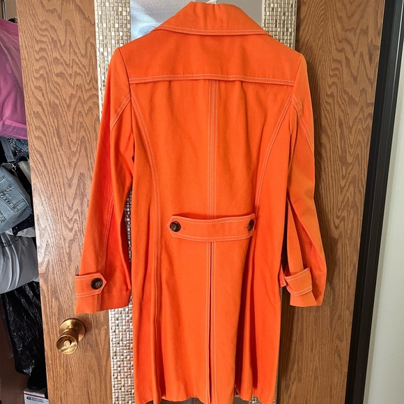 MAX D&G ORANGE COTTON TRENCH COAT SIZE MEDIUM WITH DETACHABLE BIB - Picture 11 of 14